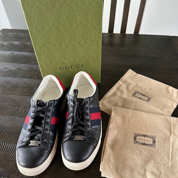 Gucci sneakers - Picture 1 of 3